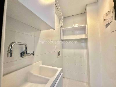 Apartamento de 1 alcoba en arriendo en Contador Cedritos, Bogotá, 58 m² · foto 3 de 16
