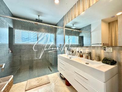 Apartamento de 4 alcobas en venta en Bahia Bocagrande, Cartagena, 340 m² · foto 18 de 20