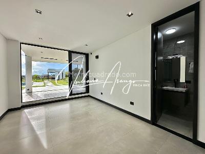 Casa de 4 alcobas en venta en Armenia, Armenia, 720 m² · foto 9 de 20