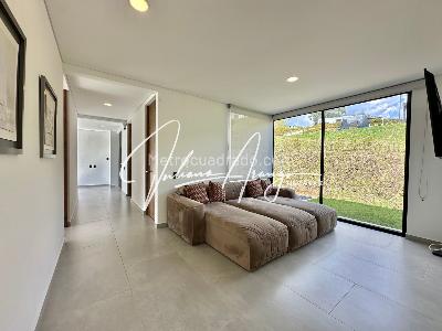 Casa de 3 alcobas en venta en Armenia, Armenia, 318 m² · foto 11 de 17