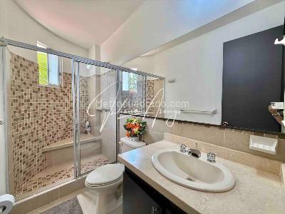 Casa de 4 alcobas en venta en Girardot, Girardot, 250 m² · foto 11 de 20