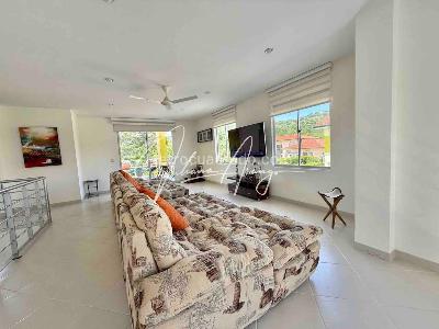 Casa de 4 alcobas en venta en Girardot, Girardot, 250 m² · foto 13 de 20