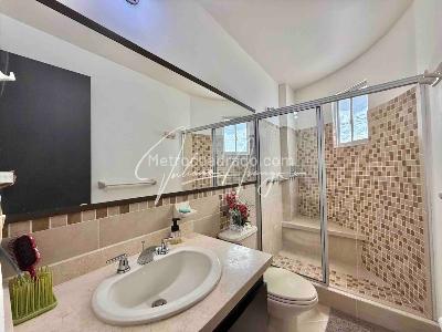Casa de 4 alcobas en venta en Girardot, Girardot, 250 m² · foto 8 de 20