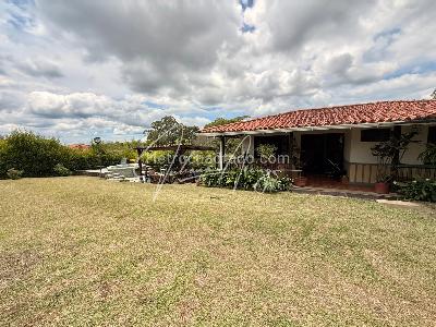 Casa de 4 alcobas en venta en Montenegro, Armenia, 215 m² · foto 6 de 20