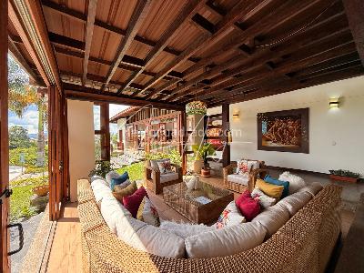 Casa de 3 alcobas en venta en Armenia, Armenia, 494 m² · foto 14 de 20