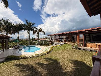 Casa de 3 alcobas en venta en Armenia, Armenia, 494 m² · foto 18 de 20