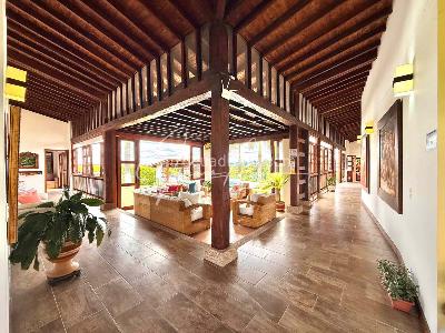 Casa de 3 alcobas en venta en Armenia, Armenia, 494 m² · foto 4 de 20