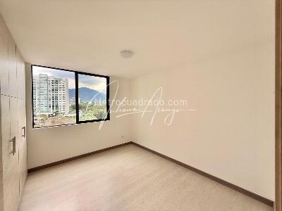 Apartamento en venta en Armenia, Armenia · foto 8 de 18