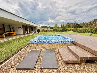 Casa de 4 alcobas en venta en Armenia, Armenia, 500 m² · foto 7 de 20