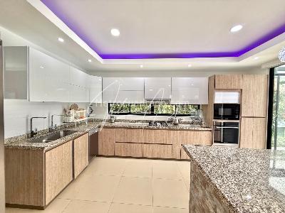 Casa de 3 alcobas en venta en Armenia, Armenia, 350 m² · foto 3 de 20