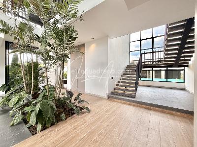 Casa de 4 alcobas en venta en Armenia, Armenia, 950 m² · foto 8 de 20