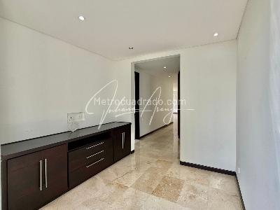 Apartamento en venta en Armenia, Armenia · foto 7 de 16