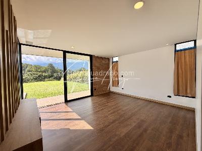 Casa de 3 alcobas en venta en Armenia, Armenia, 350 m² · foto 13 de 20