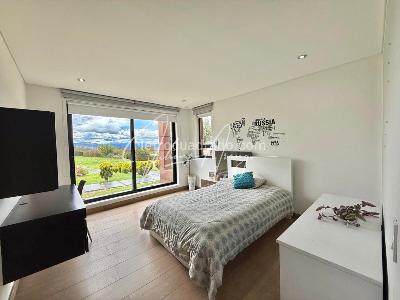 Casa de 4 alcobas en venta en La Calera, La Calera, 346 m² · foto 10 de 20