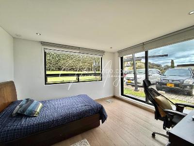 Casa de 4 alcobas en venta en La Calera, La Calera, 346 m² · foto 8 de 20