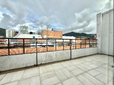 Apartamento en venta en Santa Barbara Central, Bogotá · foto 10 de 18