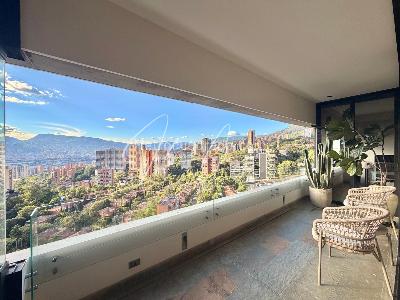 Apartamento en Arriendo, EL POBLADO, Medellín
