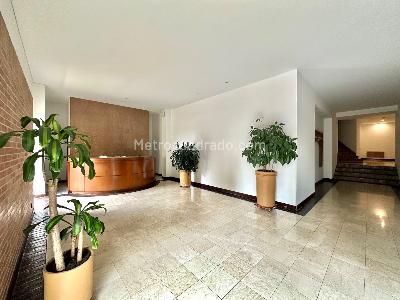 Apartamento en venta en Las Rosales, Bogotá · foto 18 de 19