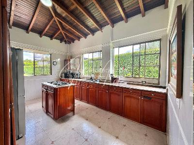 Casa de 4 alcobas en venta en Armenia, Armenia, 550 m² · foto 12 de 20