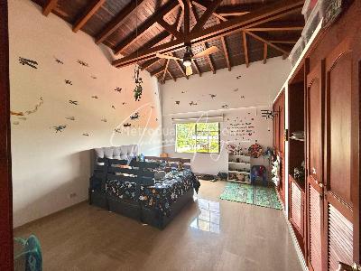 Casa de 4 alcobas en venta en Armenia, Armenia, 550 m² · foto 15 de 20