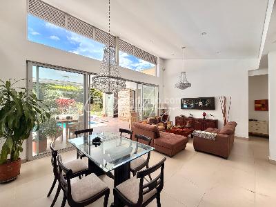 Casa de 3 alcobas en venta en Armenia, Armenia, 250 m² · foto 3 de 18