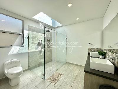 Casa de 3 alcobas en venta en Armenia, Armenia, 301 m² · foto 19 de 20
