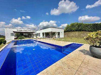 Casa de 3 alcobas en venta en Armenia, Armenia, 301 m² · foto 10 de 20