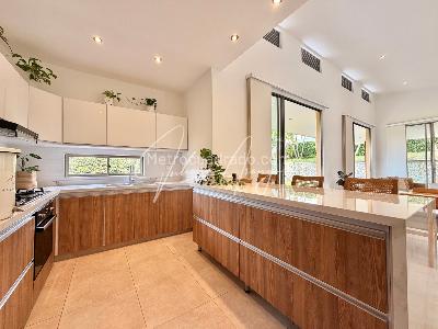 Casa de 3 alcobas en venta en Armenia, Armenia, 278 m² · foto 4 de 19