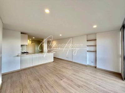 Apartamento de 2 alcobas en arriendo en Cedritos, Bogotá, 72 m² · foto 6 de 13