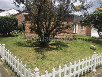 Casa de 3 alcobas en arriendo en Santa Barbara Alta, Bogotá, 350 m² · foto 4 de 19