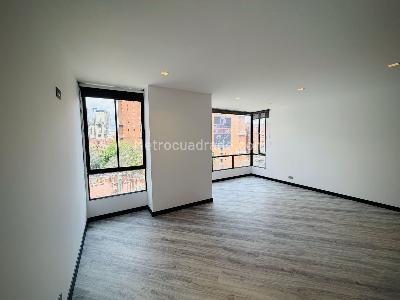 Apartamento en arriendo en Centro Internacional Bavaria, Bogotá · foto 9 de 20
