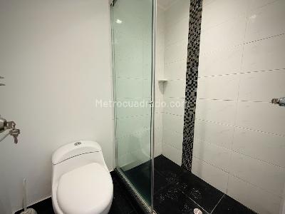 Apartamento en arriendo en Centro Internacional Bavaria, Bogotá · foto 13 de 20