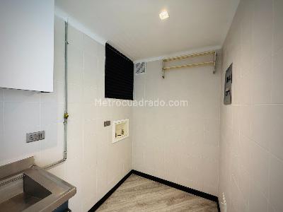 Apartamento en arriendo en Centro Internacional Bavaria, Bogotá · foto 15 de 20