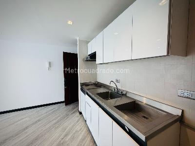 Apartamento en arriendo en Centro Internacional Bavaria, Bogotá · foto 16 de 20