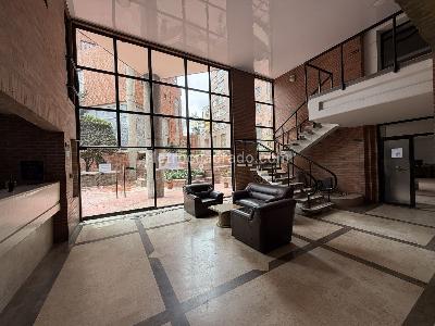 Apartamento en arriendo en Centro Internacional Bavaria, Bogotá · foto 18 de 20
