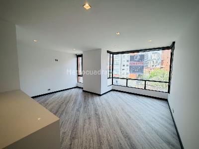 Apartamento en arriendo en Centro Internacional Bavaria, Bogotá · foto 6 de 20