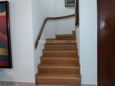Casa de 4 alcobas en venta en Nueva Autopista, Bogotá, 202 m² · foto 13 de 20