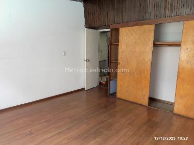 Casa de 5 alcobas en venta en Santa Maria Del Lago, Bogotá, 250 m² · foto 17 de 19