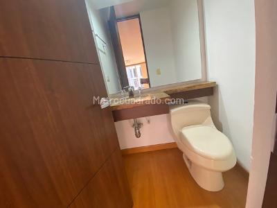 Apartamento en venta en Modelia, Bogotá · foto 8 de 18