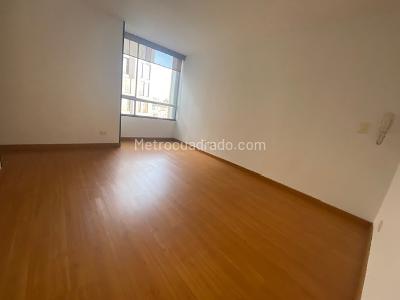 Apartamento en venta en Modelia, Bogotá · foto 9 de 18