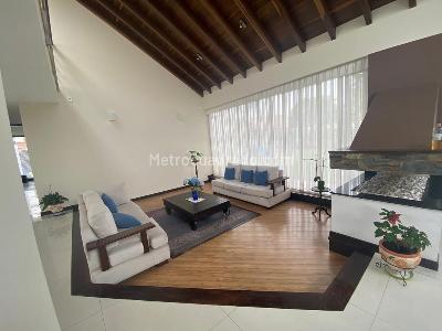 Casa en venta en San Jeronimo, Cajicá · foto 2 de 13