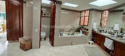 Apartamento de 3 alcobas en venta en Sierras Del Moral Usaquen, Bogotá, 300 m² · foto 19 de 20