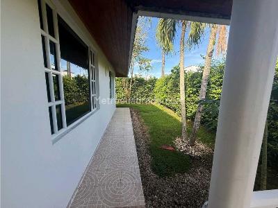 Casa de 4 alcobas en venta en Vereda Nilo, Girardot, 350 m² · foto 17 de 20