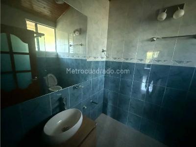 Casa de 4 alcobas en venta en Vereda Nilo, Girardot, 350 m² · foto 6 de 20