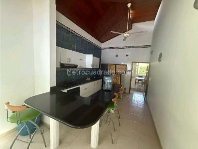 Casa de 4 alcobas en venta en Vereda Nilo, Girardot, 350 m² · foto 19 de 20