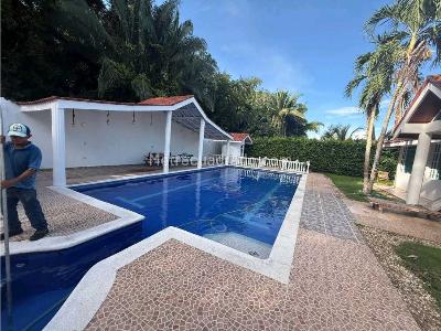 Casa de 4 alcobas en venta en Vereda Nilo, Girardot, 350 m² · foto 3 de 20