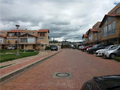 Casa en venta en Chia, Chía · foto 2 de 19