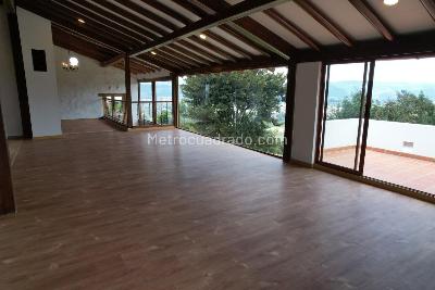 Casa de 4 alcobas en venta en Conjunto Alto De La Cruz, Chía, 515 m² · foto 5 de 18