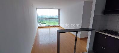 Apartamento de 3 alcobas en venta en Aures Corinto, Bogotá, 65 m² · foto 1 de 9