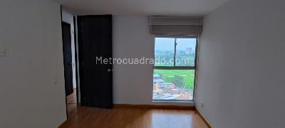 Apartamento de 3 alcobas en venta en Aures Corinto, Bogotá, 65 m² · foto 6 de 9